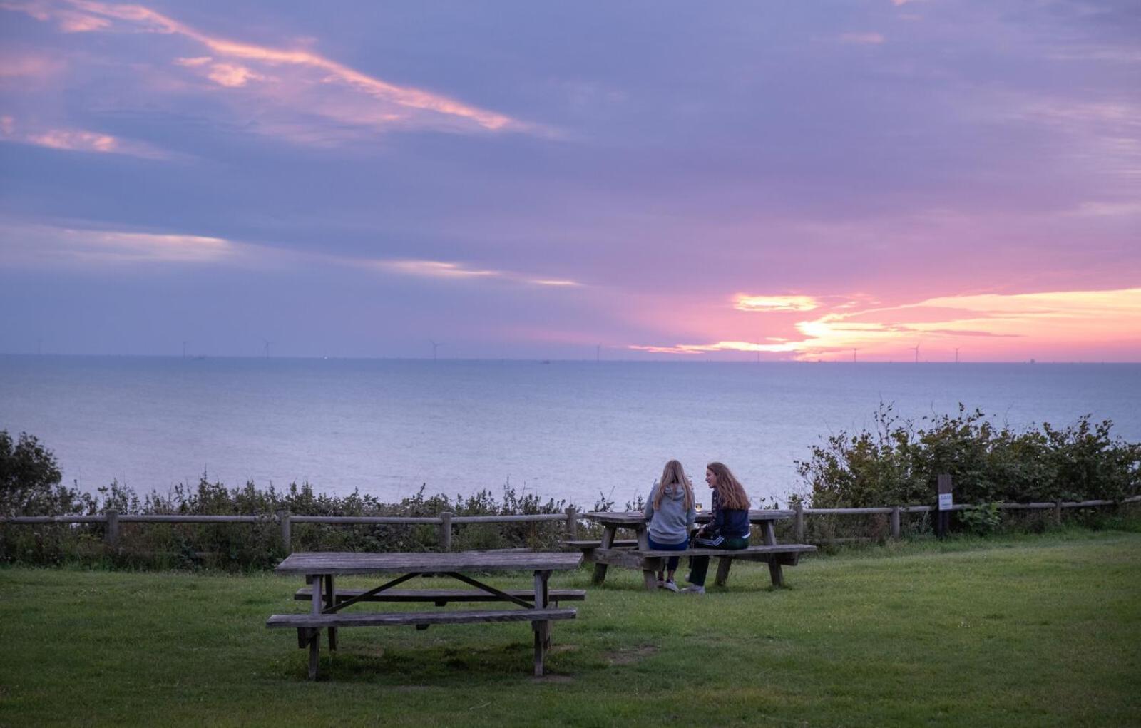 Huttopia Les Falaises - Normandie Saint-Pierre-en-Port Екстериор снимка